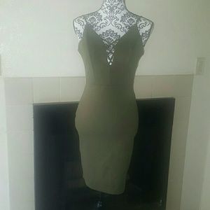 Soprano bodycon dress with lace size L new